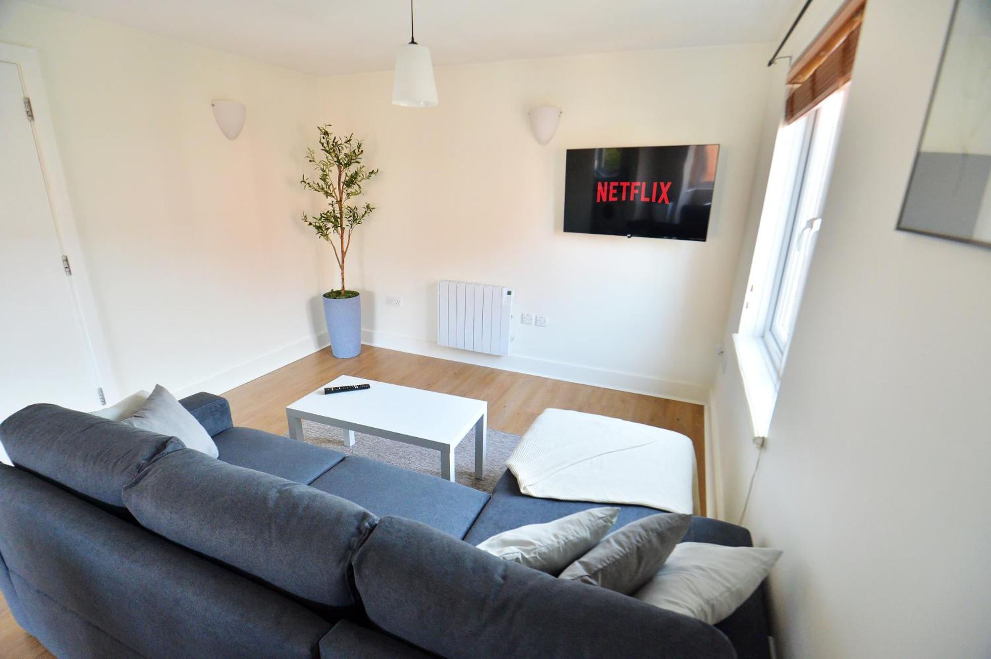 Stylish 2Br Flat - 2 Free Parking Spaces - Near Lgw Airport Crawley  Esterno foto